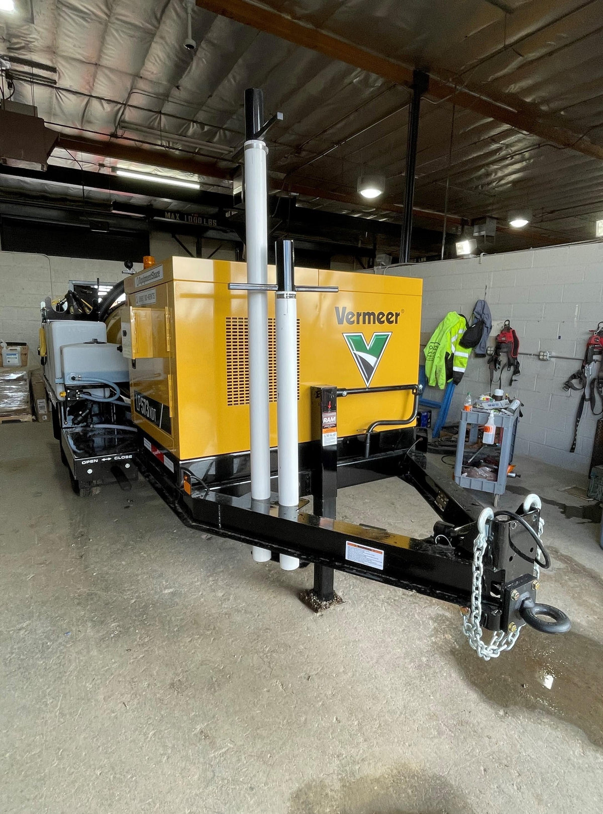 2023 Vac-Tron LP573XDT T4 Koehler Diesel Engine, 500 Gallon Debris Tank, x2 100 Gallon Water Tanks