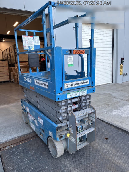 2020 Genie GS-1930 Solid Non Marking Tires, Beacon, Folding rails with half height swing gate, 800W Inverter