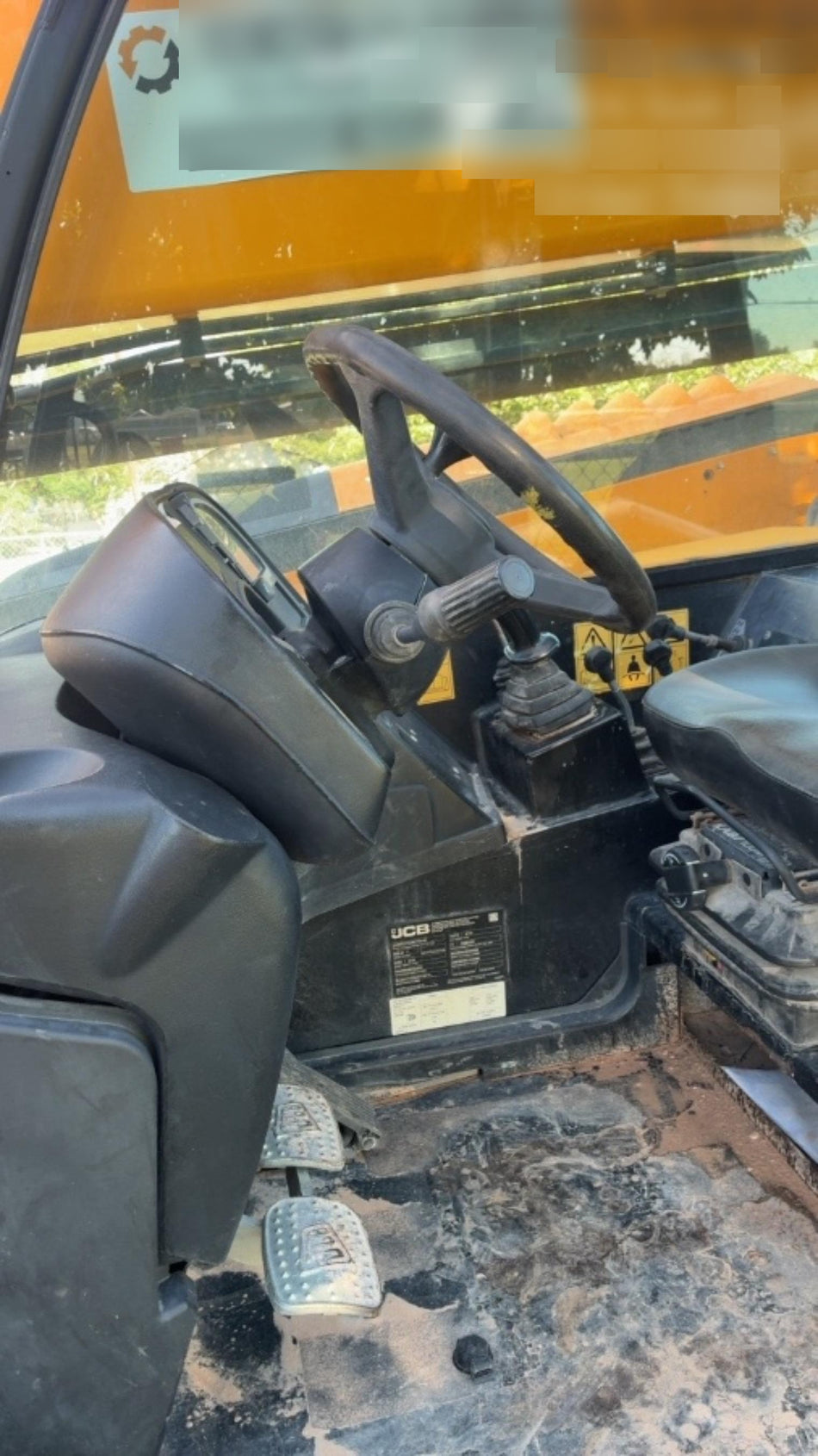 2019 JCB 506-36 Canopy, 74 HP, FF Tires, STD Worklight, Beacon, Aux Hydraulics, Lifting Eye, Back up Alarm w/48" Carriage/48" Forks