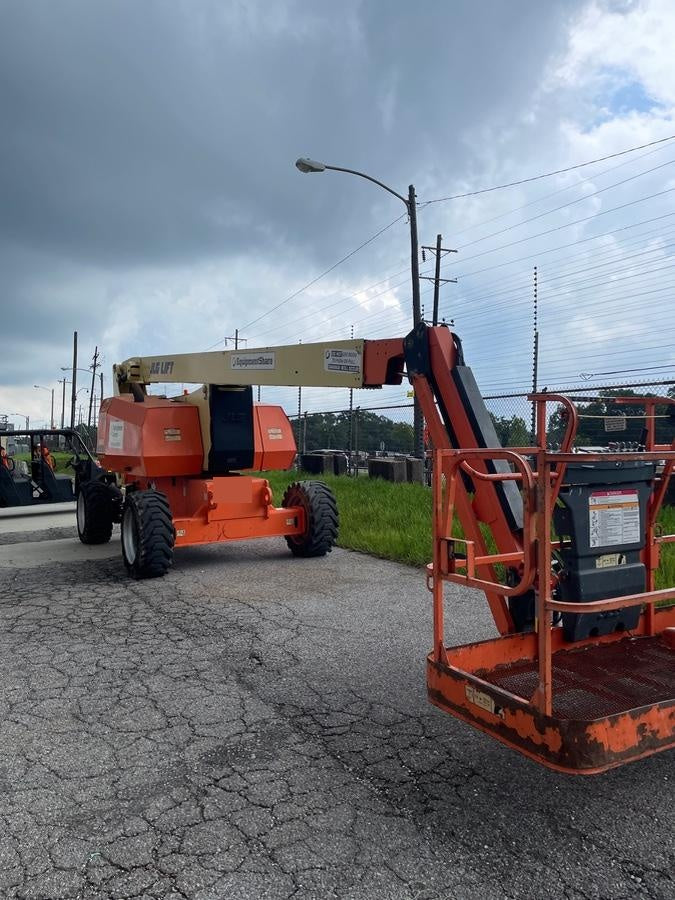 2020 JLG 800AJ