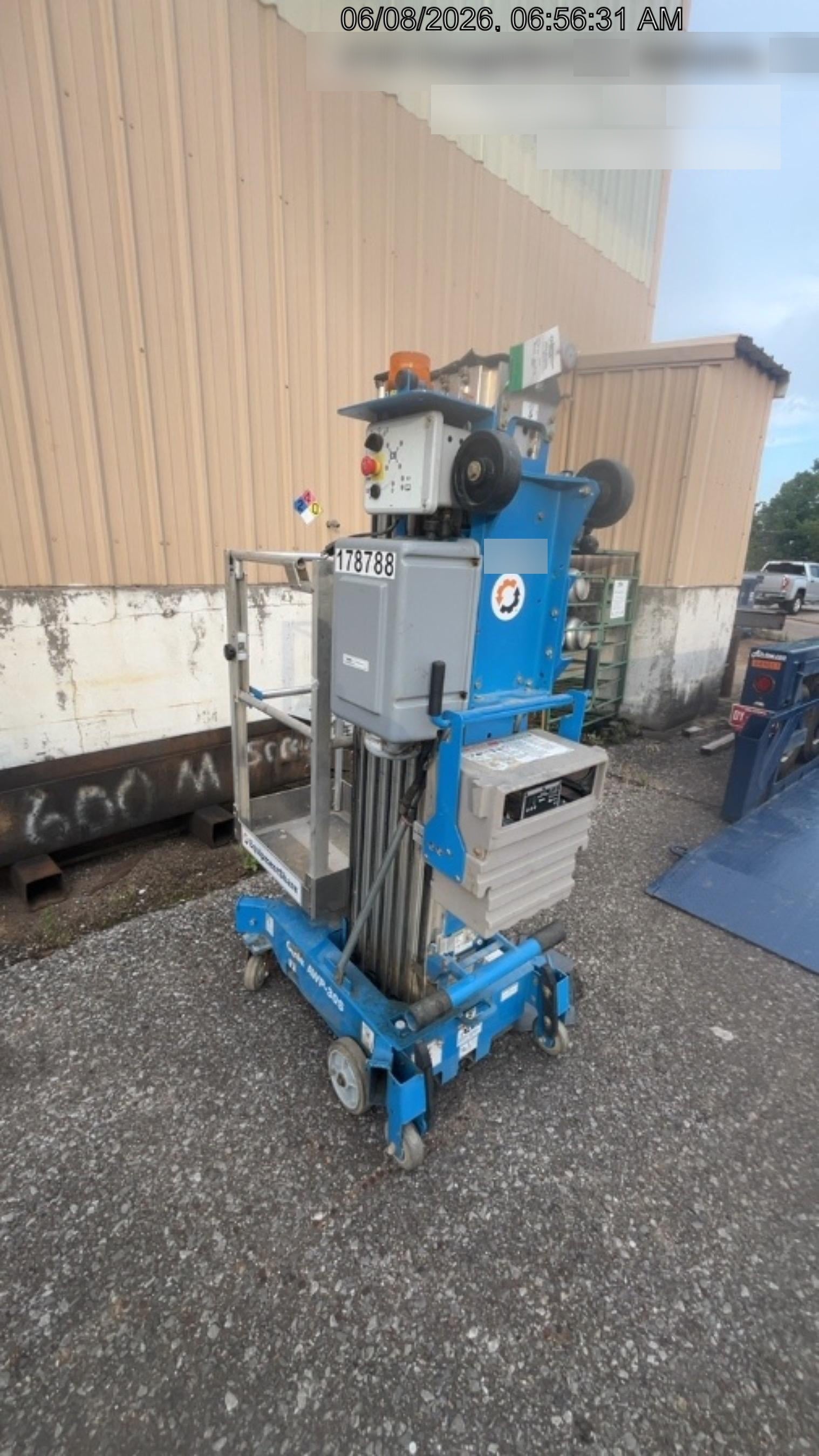 2021 GENIE AWP-30S DC
