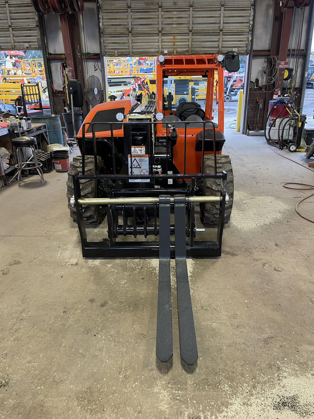 2023 JLG G5-18A