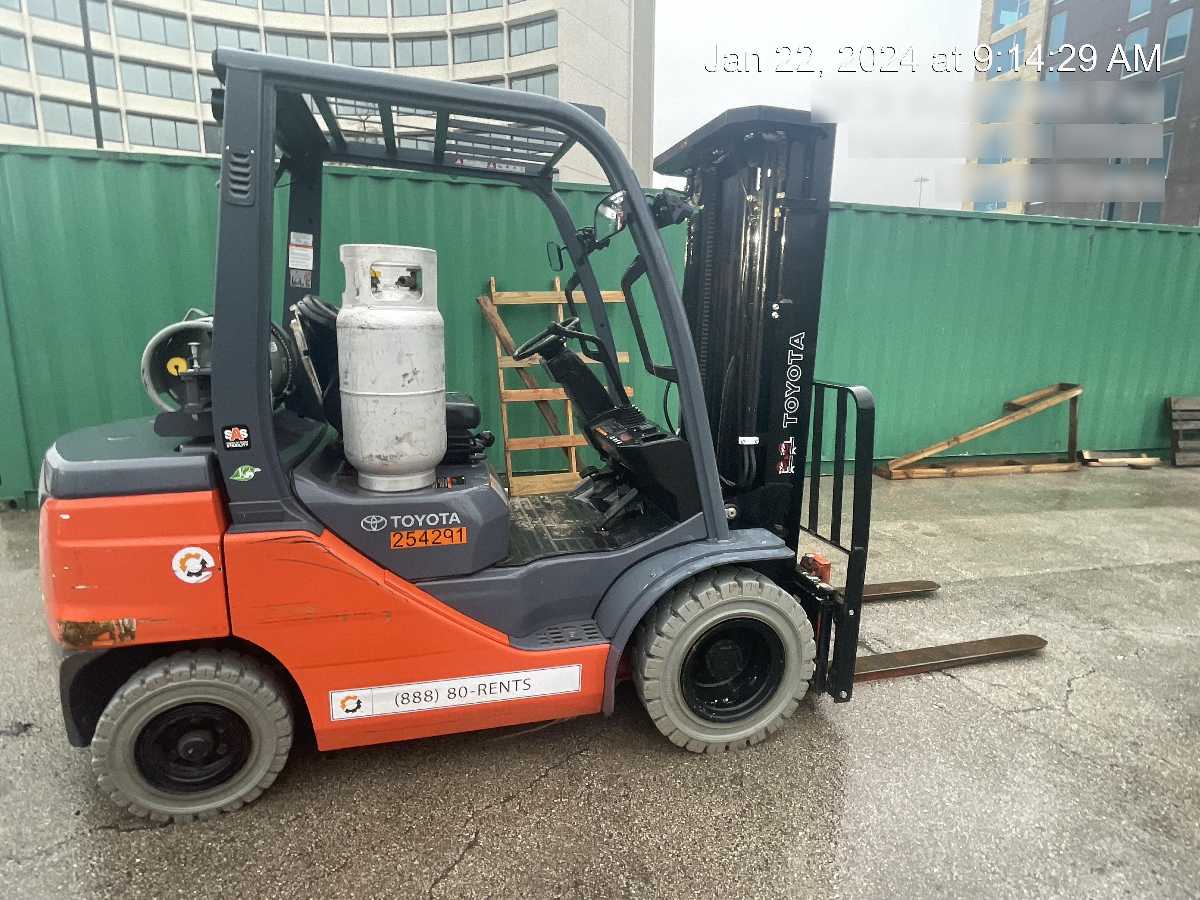 2022 TOYOTA 50-8FGU25