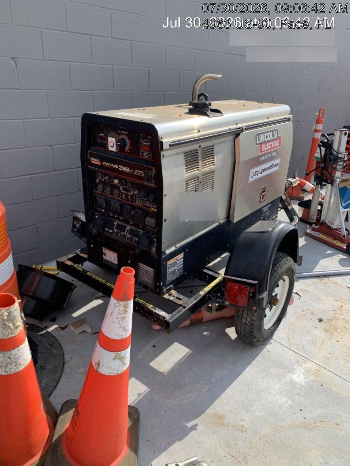 2019 Lincoln Electric Vantage 322 Ready-Pak 3, Two Wheel Trailer, Fender and Light Kit, Cable Rack