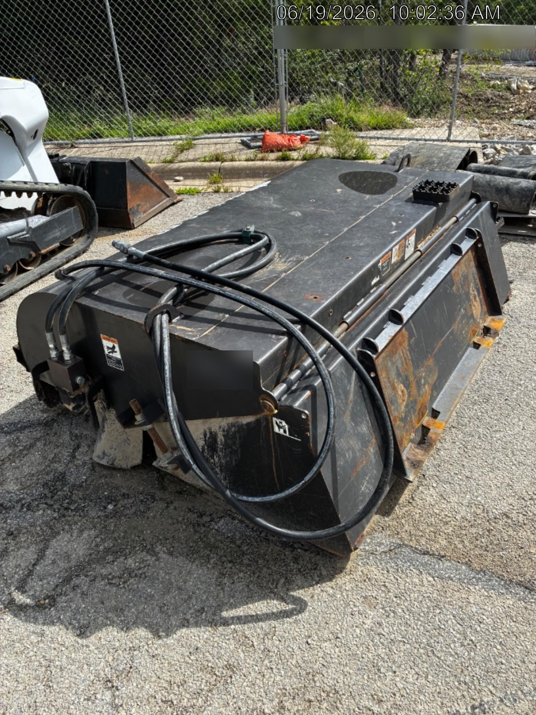 2019 PALADIN Sweepster SB72