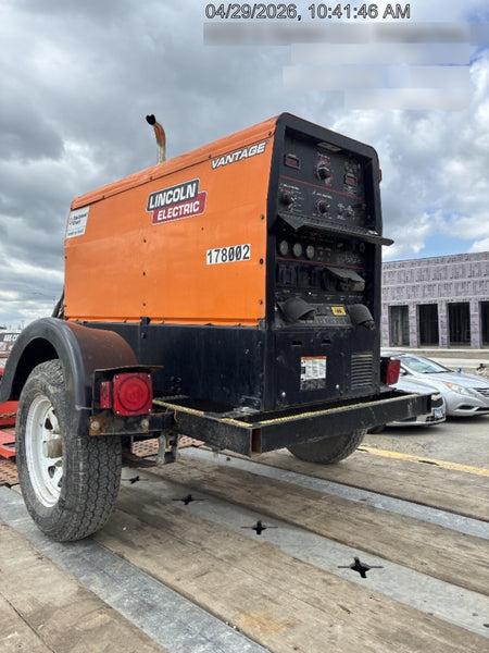 2021 Lincoln Electric Vantage 322 Vantage 322 Ready Pak 3 w/ Decals, ORANGE (includes trailer, cable rack, fender light kit) NO Telematics