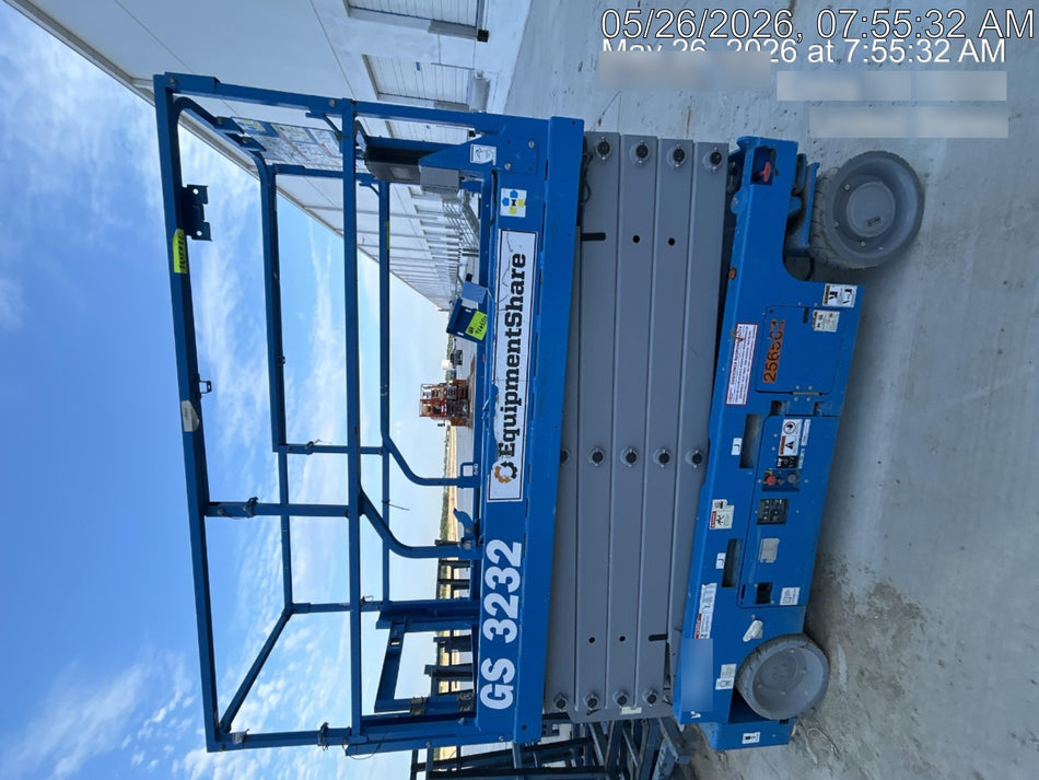 2022 GENIE GS-3232