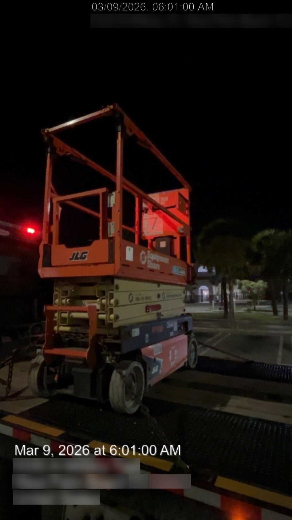 2023 JLG ES1932