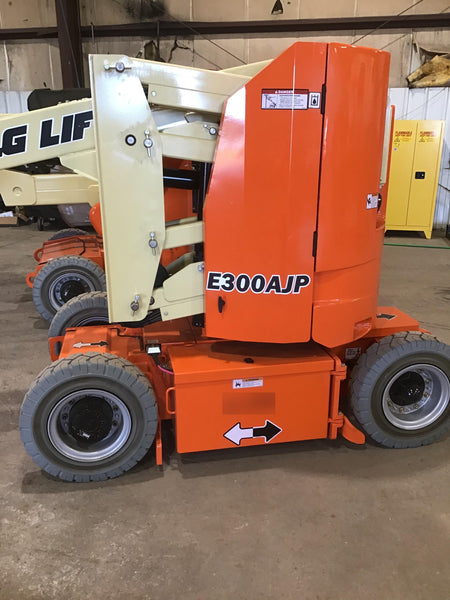 2019 JLG E300AJP