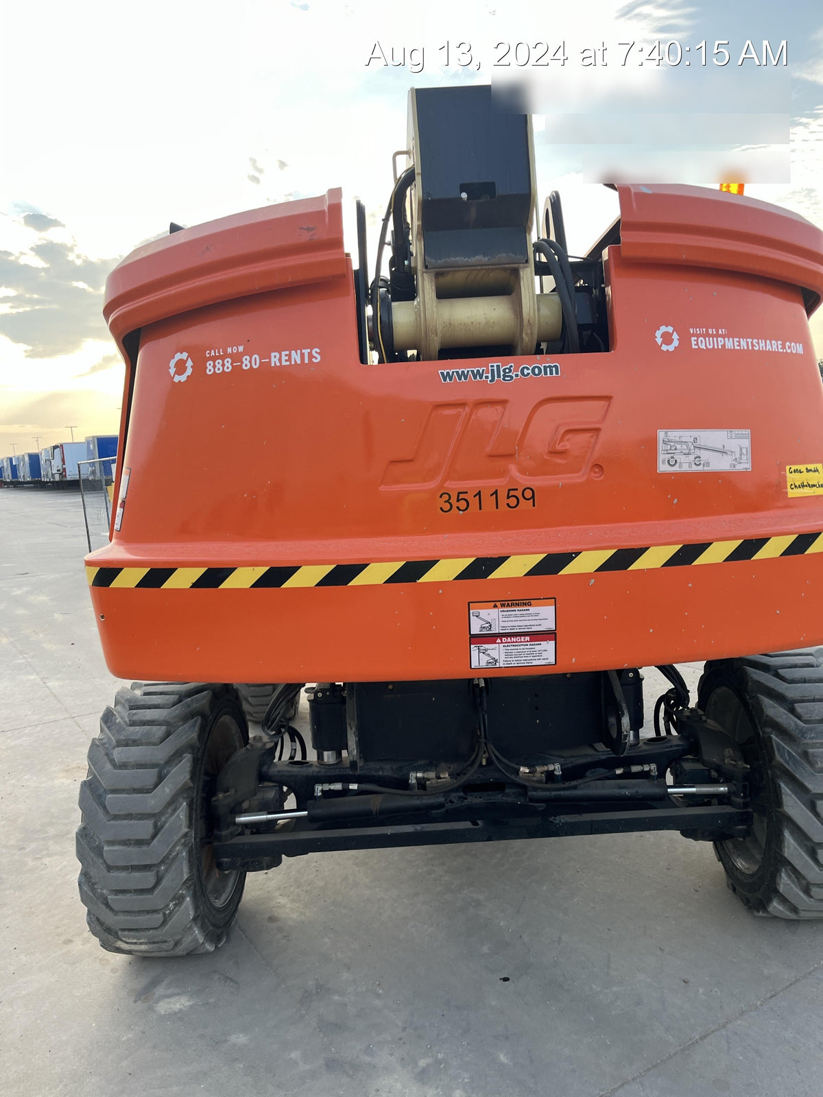 2023 JLG 600S