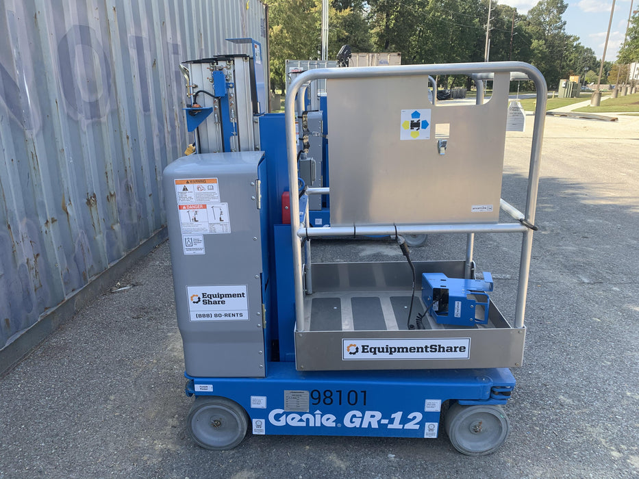 2020 GENIE GR-12