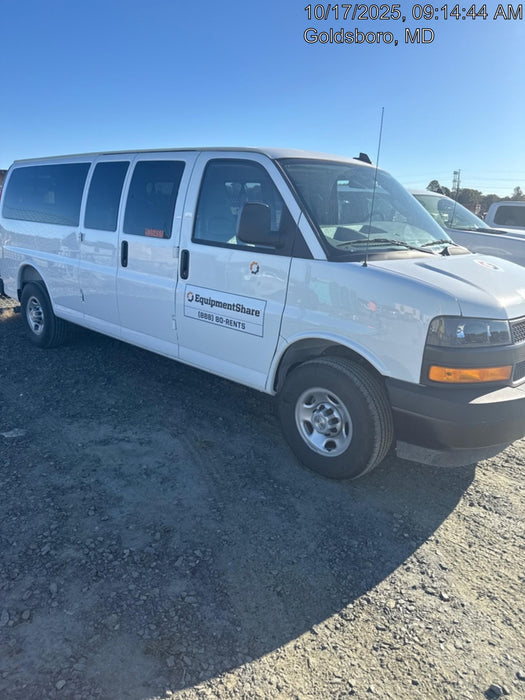 2025 CHEVROLET Express Van - Rental