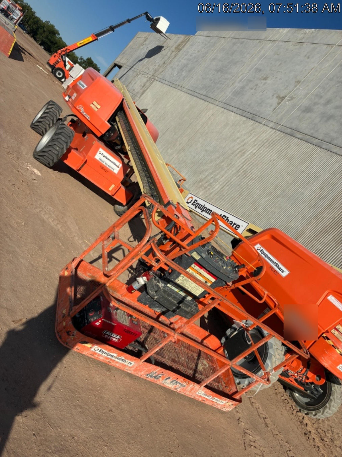 2020 JLG 600S