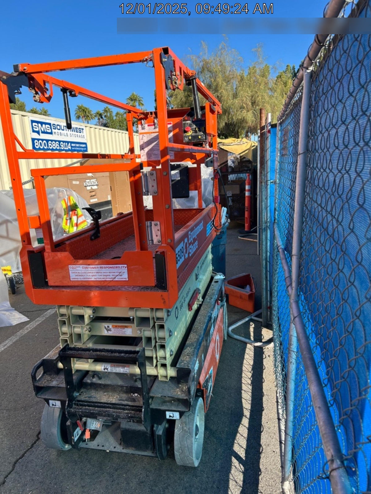 2024 JLG ES1932