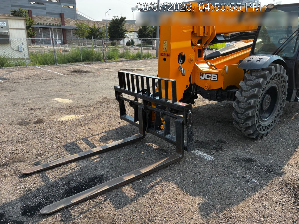 2023 JCB 509-42