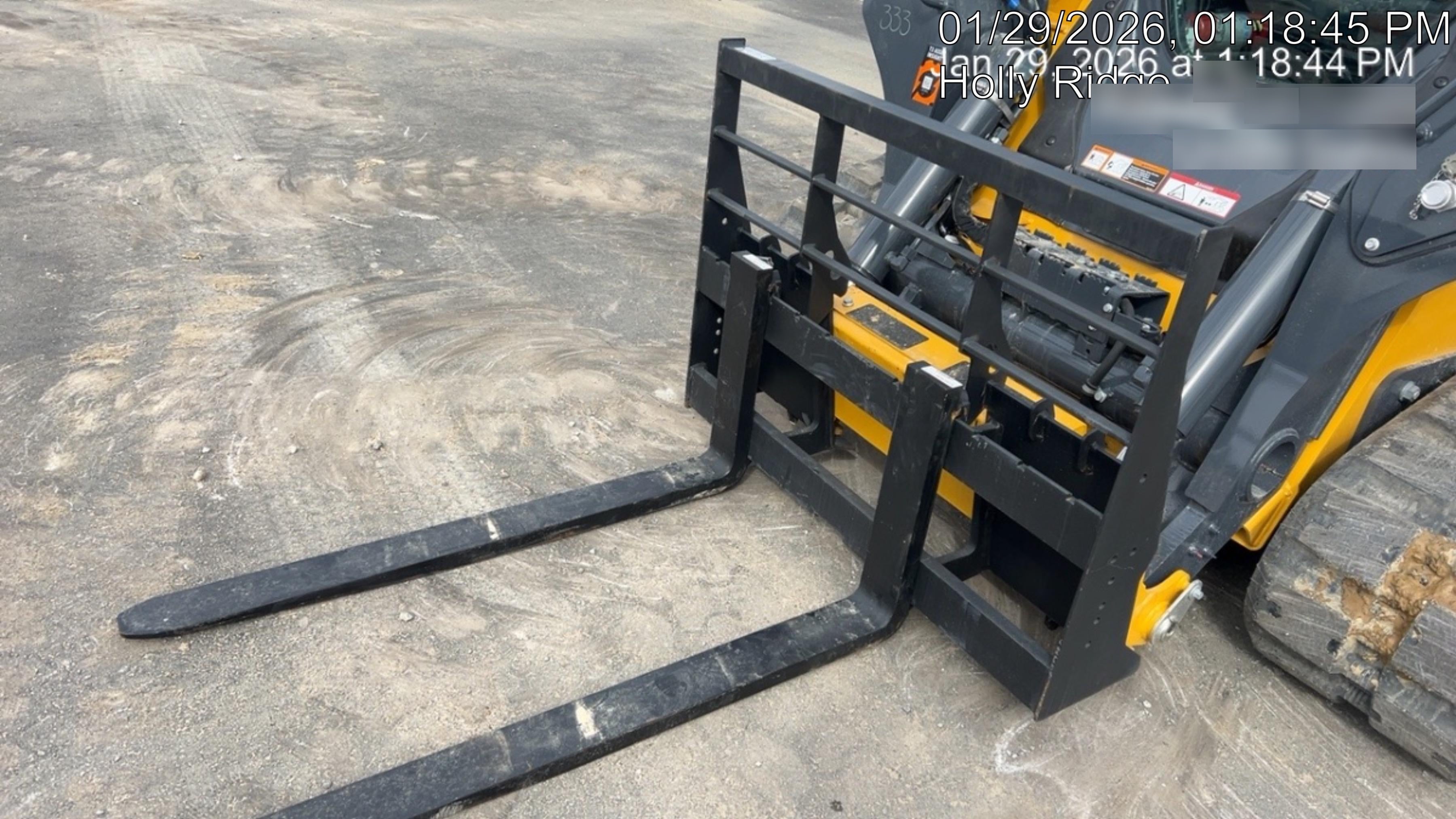 2025 ARROW MATERIAL HANDLING 48" Pallet Forks - Arrow