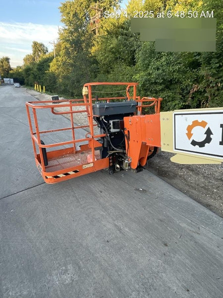 2020 JLG 600S
