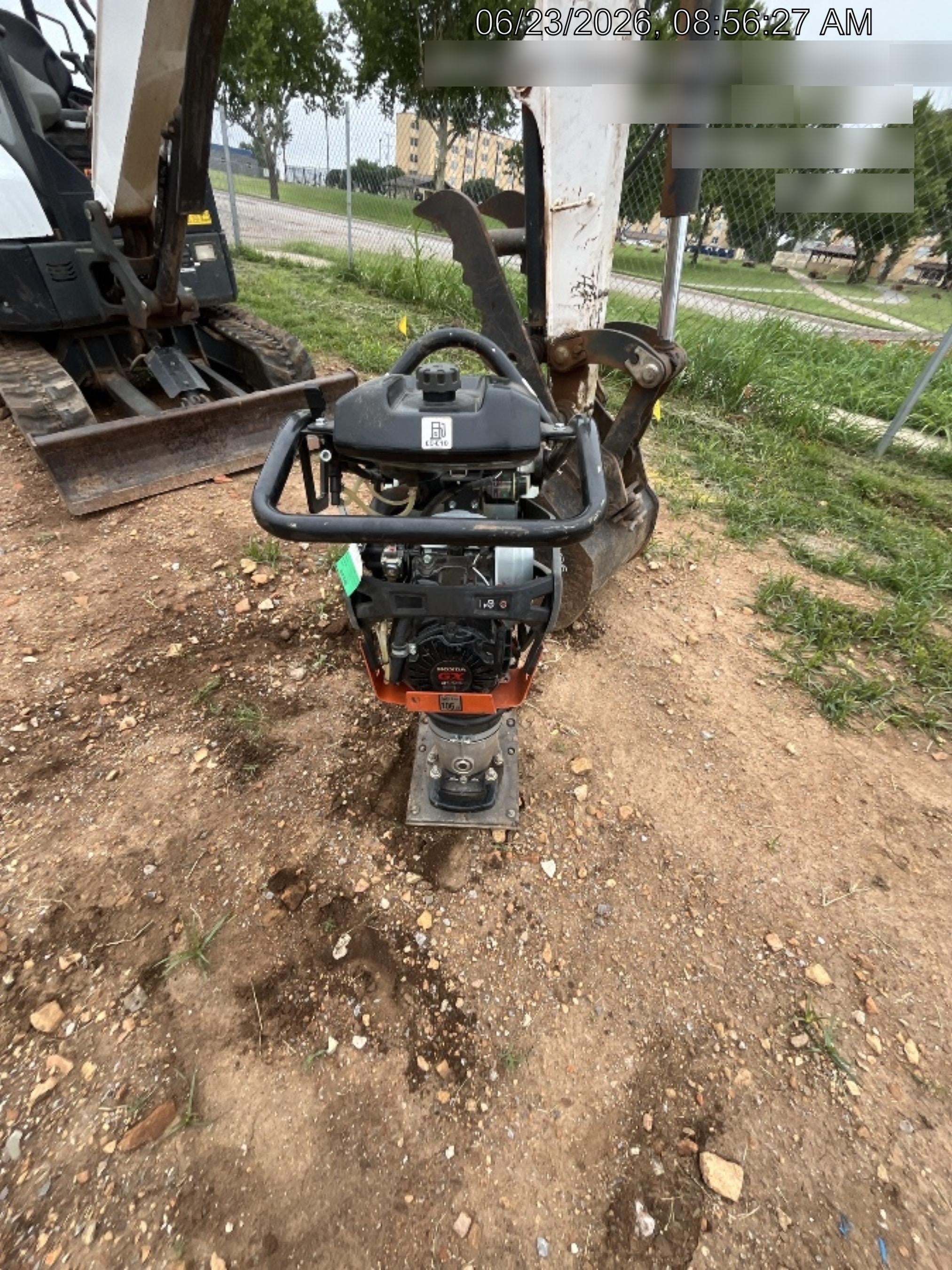2025 HUSQVARNA LT6005