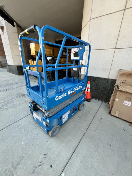 2023 GENIE GS-1432