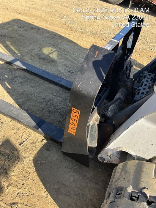 2024 ARROW MATERIAL HANDLING F5300