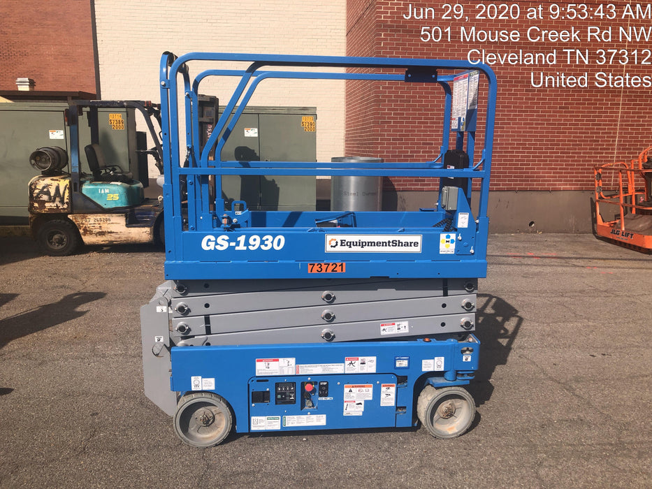 2020 Genie GS-1930 Fixed rails with chain entry gate - Pre A92.20