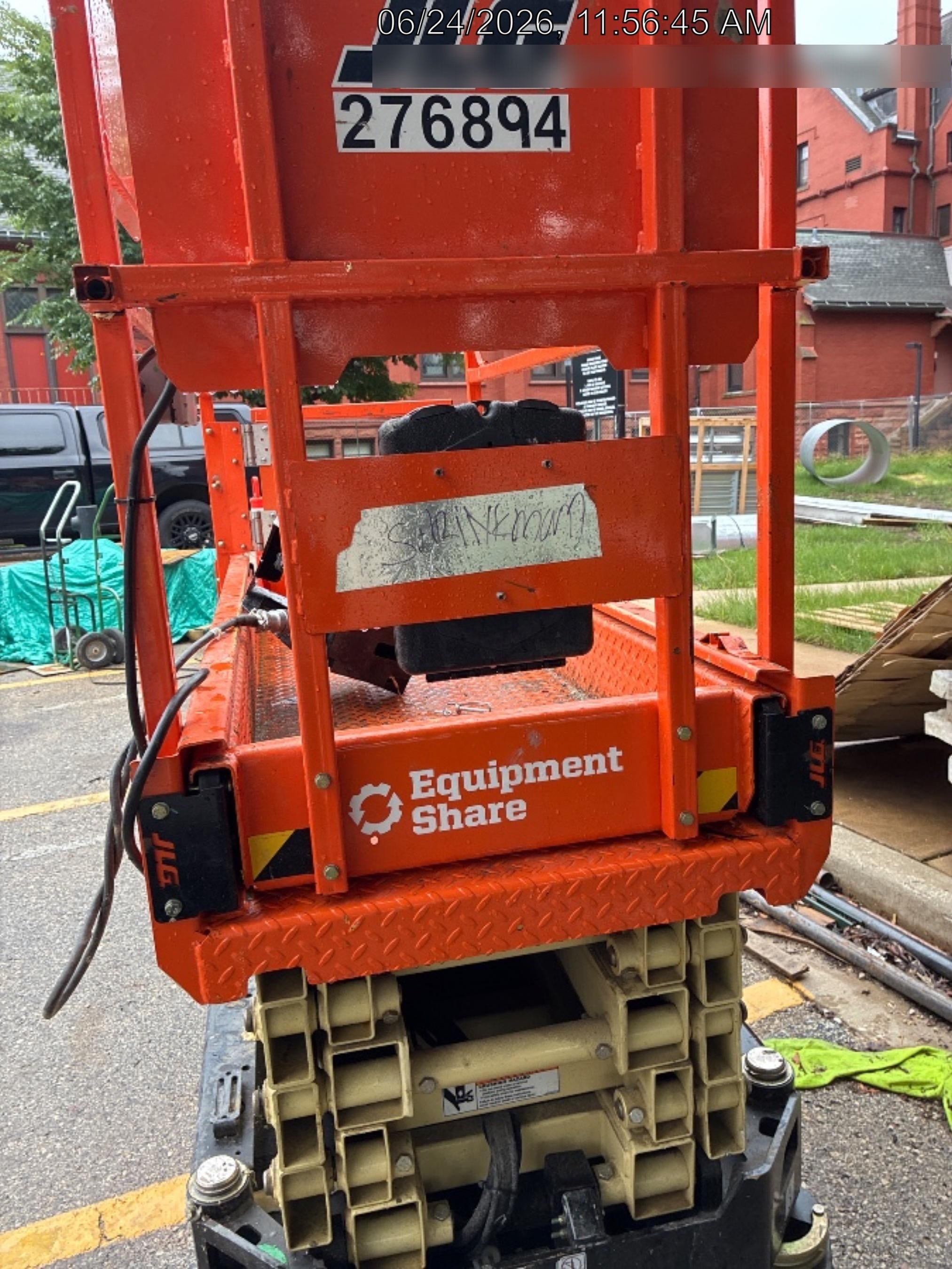 2022 JLG ES1932