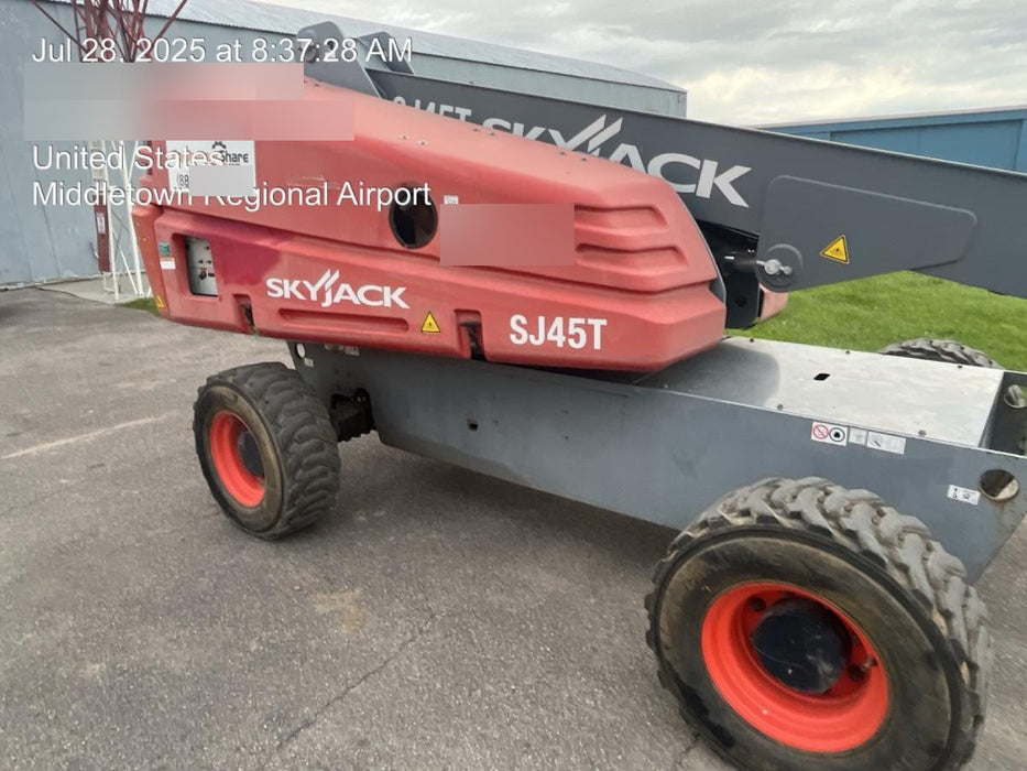2017 SKYJACK SJ45T+