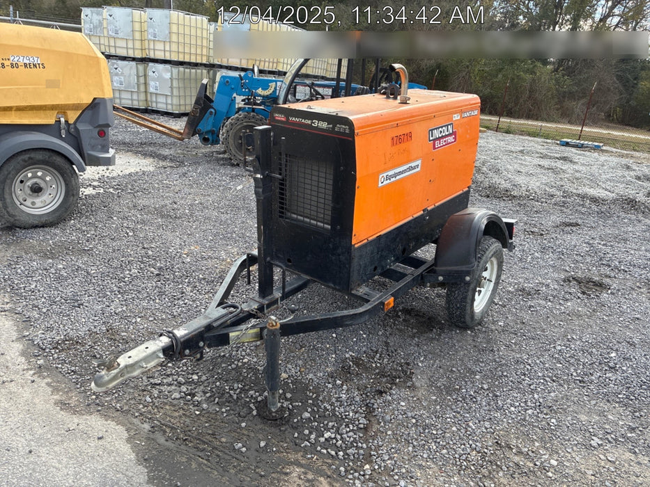 2021 Lincoln Electric Vantage 322 Vantage 322 Ready Pak 3 w/ Decals, ORANGE (includes trailer, cable rack, fender light kit) NO Telematics