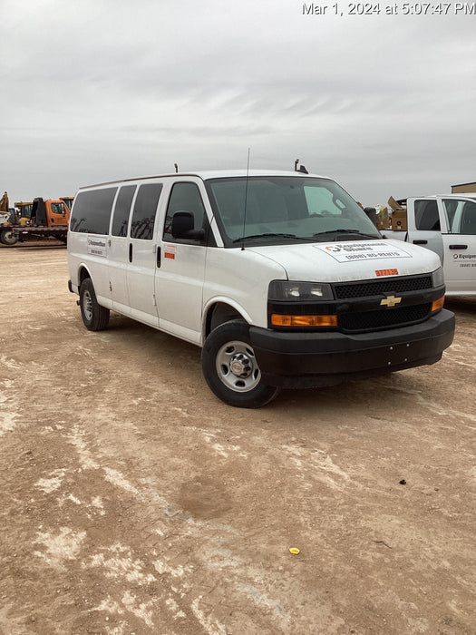 2023 CHEVROLET Express Van - Rental