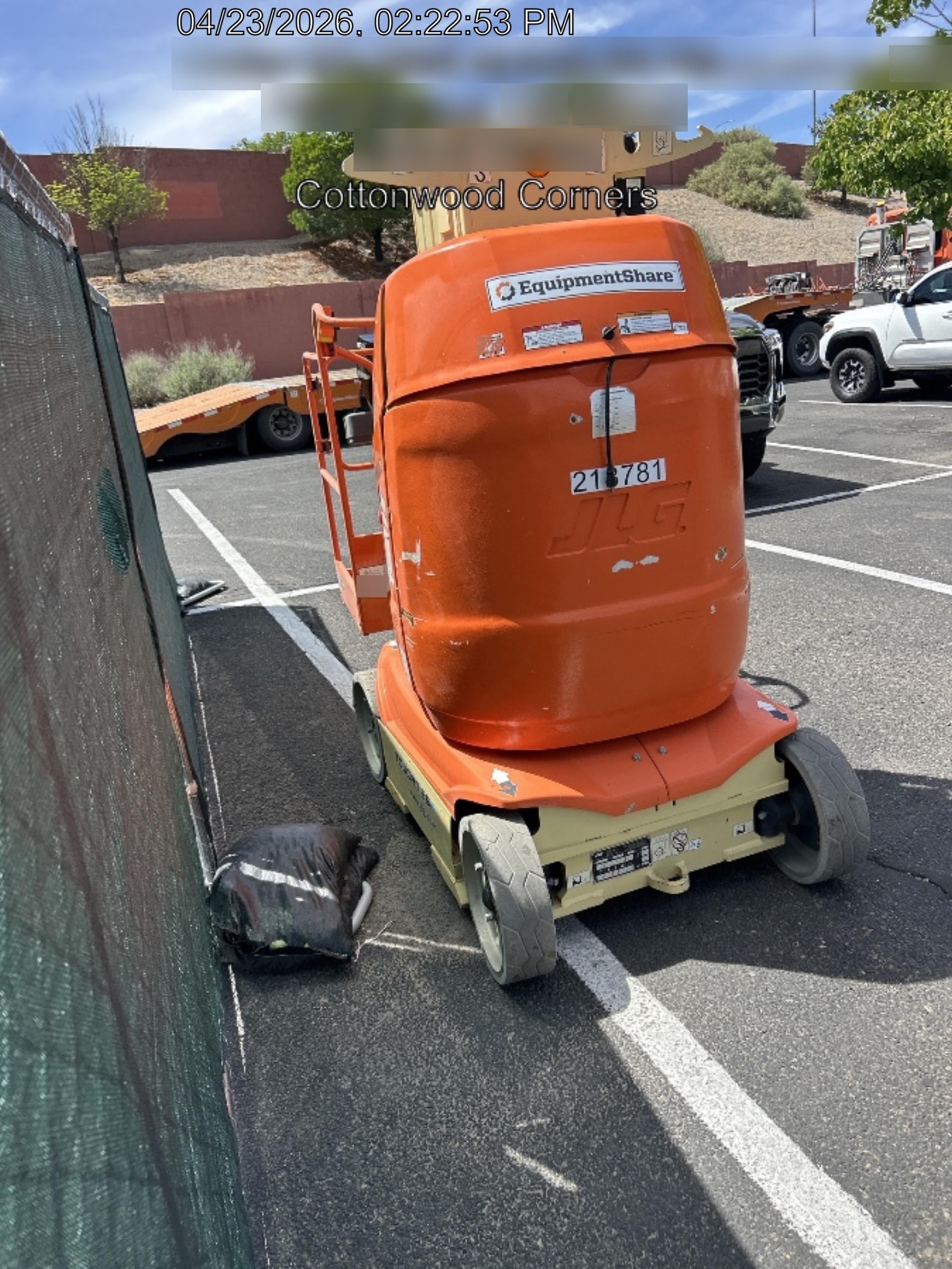 2022 JLG 26E