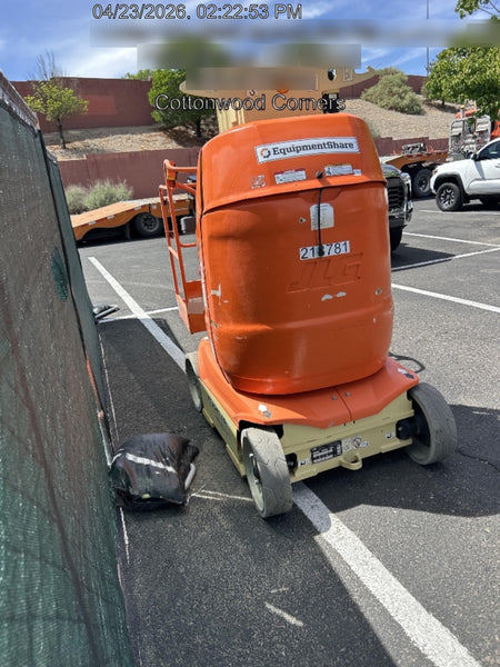 2022 JLG 26E
