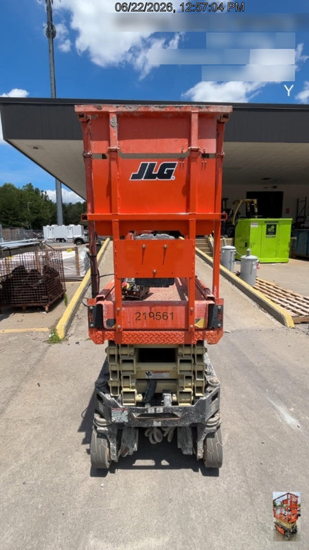 2022 JLG ES1932