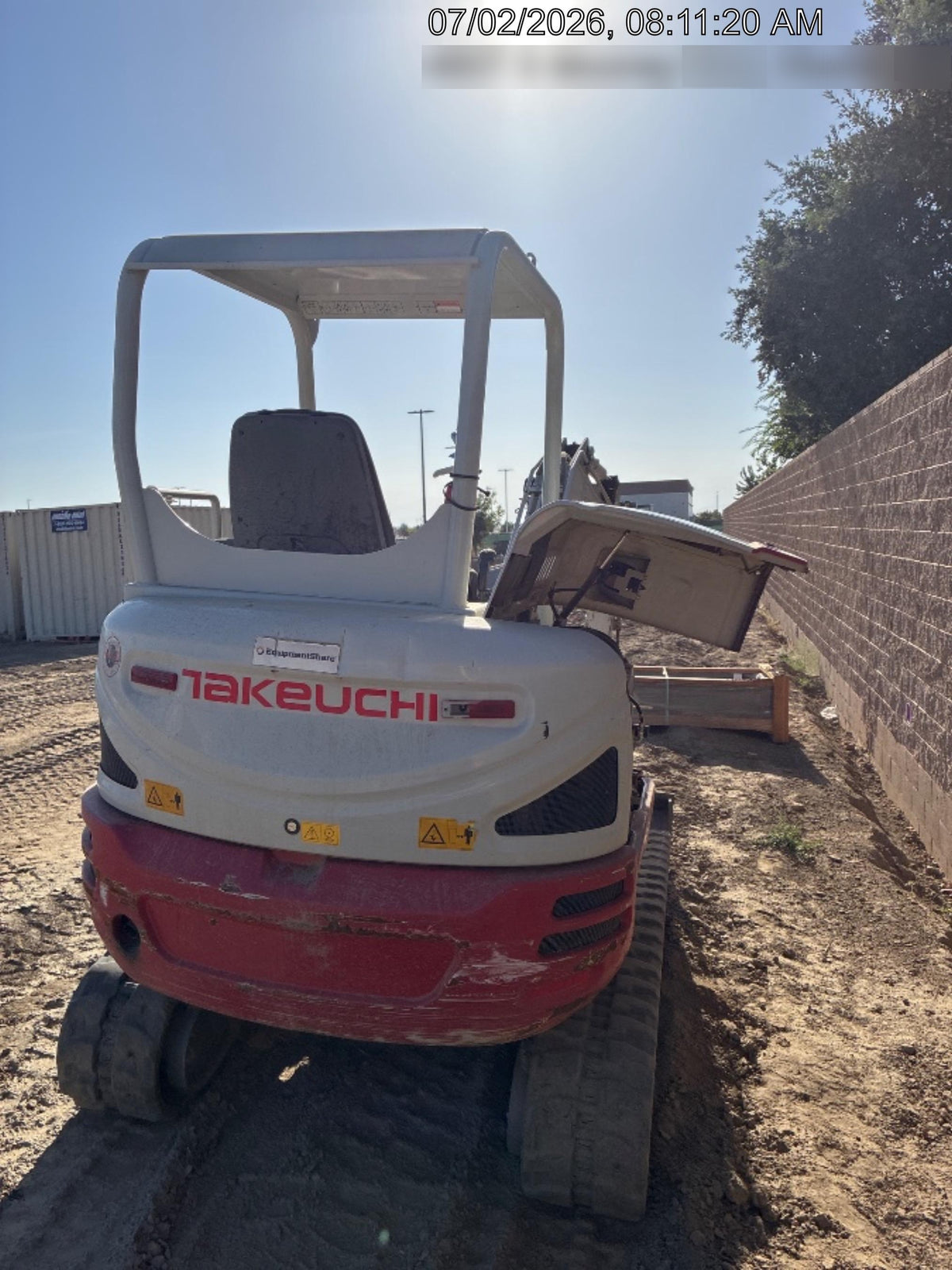 2021 TAKEUCHI TB235-2R