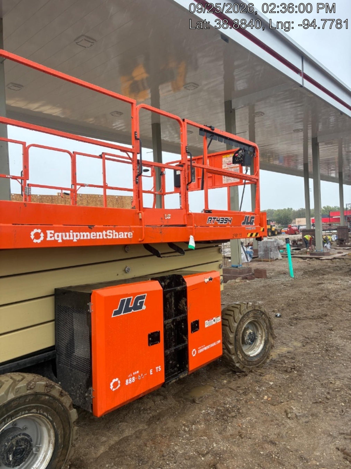 2023 JLG RT4394