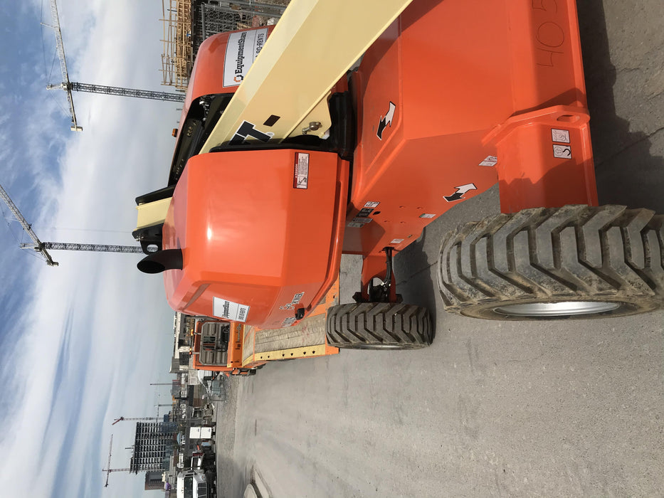 2019 JLG 400S
