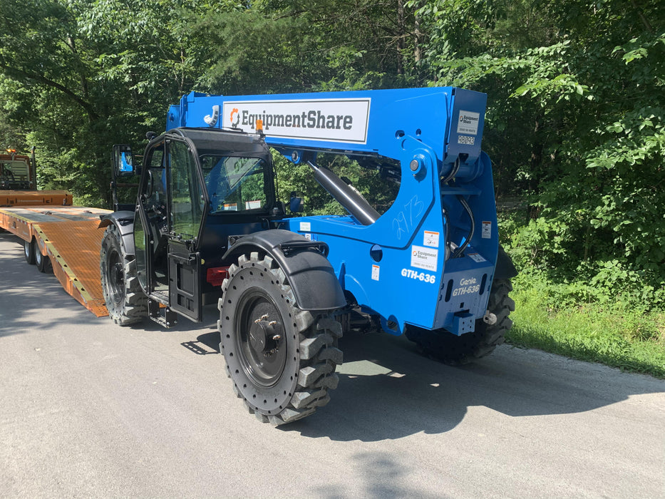 2020 Genie GTH-636 Cab/Heat/Air, Solid Tires, Work Lights, Beacon, Aux Hydraulics, Back up Alarm