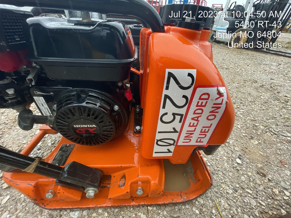 2022 Multiquip MVC88VTHW Plate Compactor, 20", w/Water Tank, Honda GX160