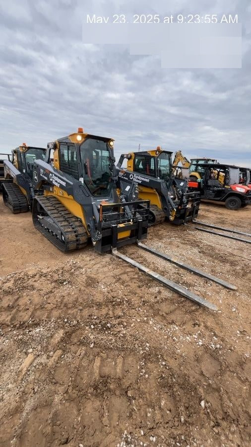 2025 ARROW MATERIAL HANDLING F5100CB - 72"