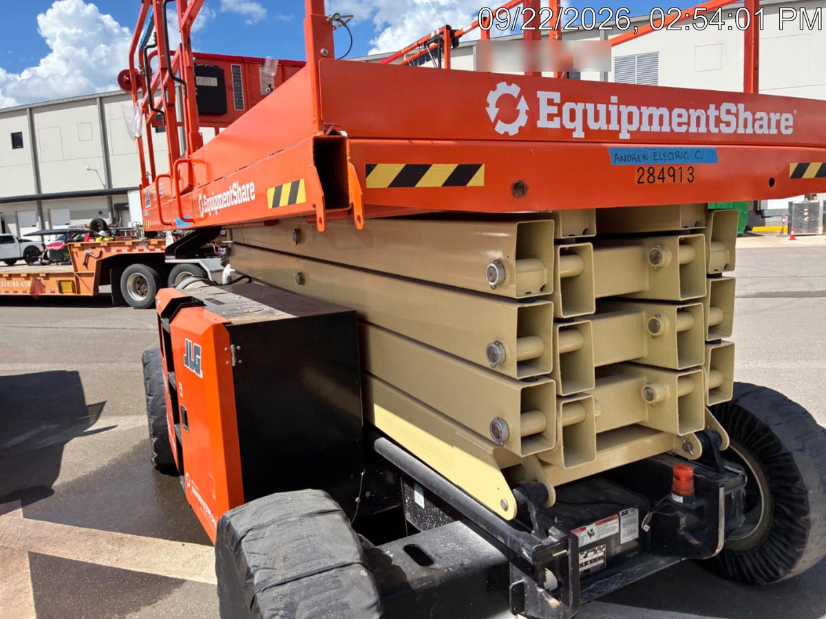 2022 JLG RT4394