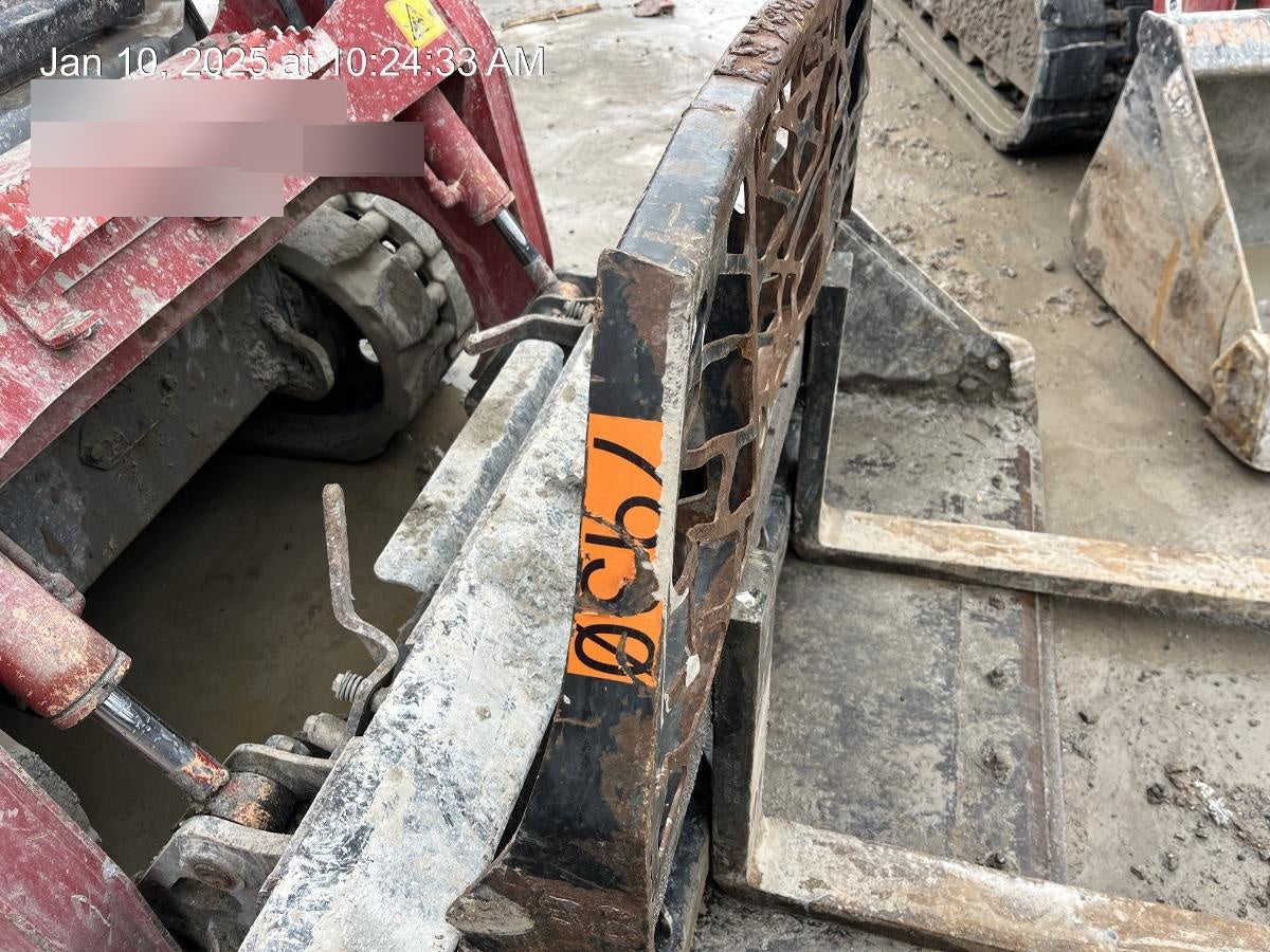 2018 WACKER NEUSON 48" Pallet Forks