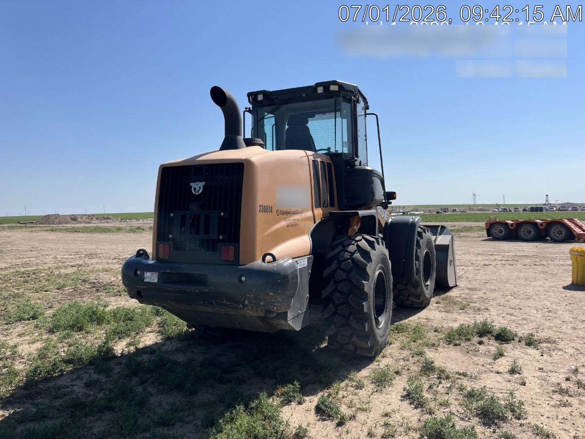 2022 CASE 621G