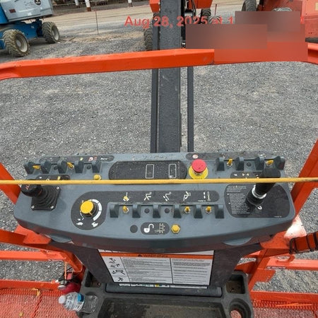 2025 JLG 860SJ