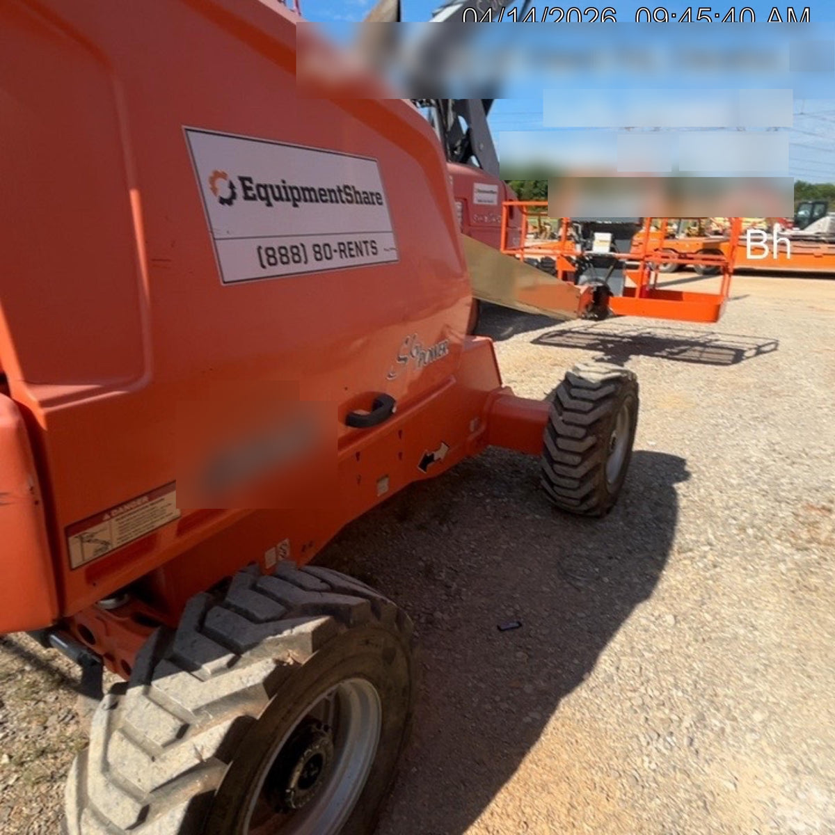 2019 JLG 400S