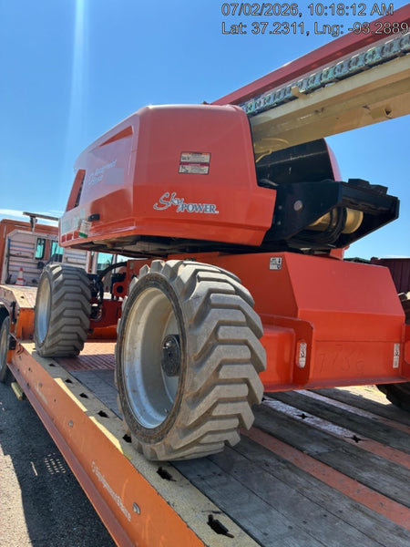 2022 JLG 660SJ