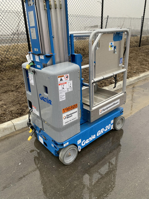 2021 GENIE GR-20