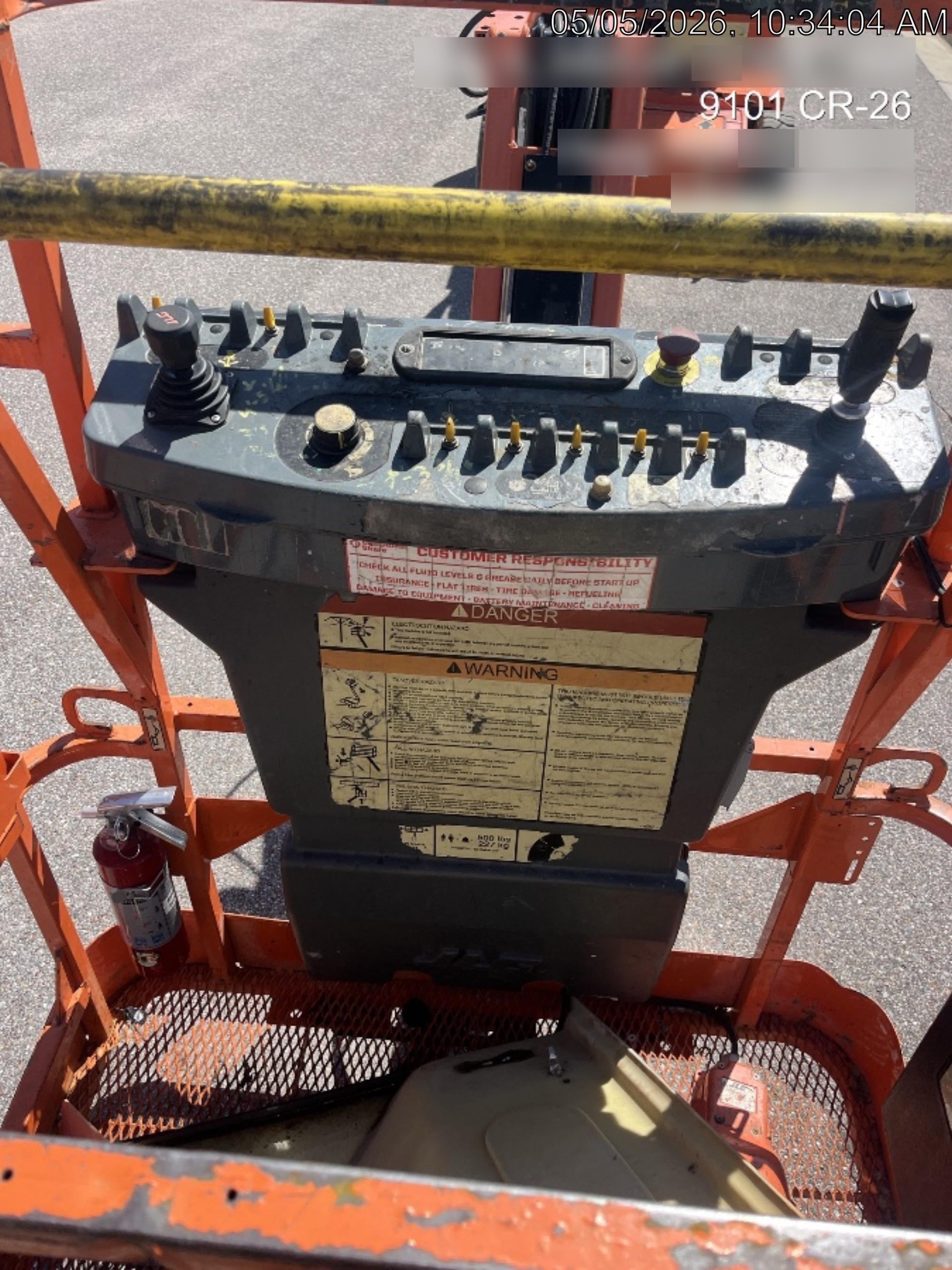 2019 JLG E400AJPN