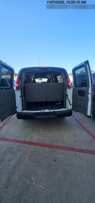 2023 CHEVROLET Express Van - Rental