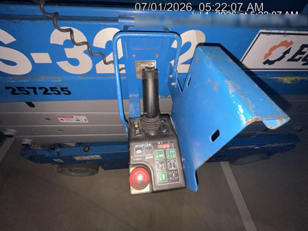 2022 GENIE GS-3232
