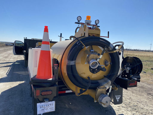 2023 VAC-TRON LP573XDT