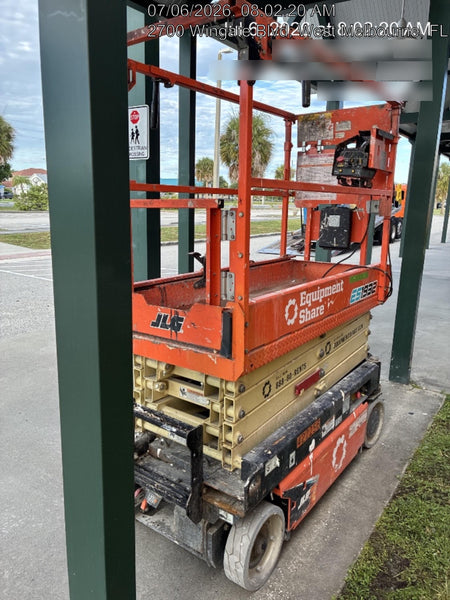 2024 JLG ES1932